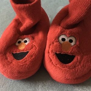 Elmo Slippers